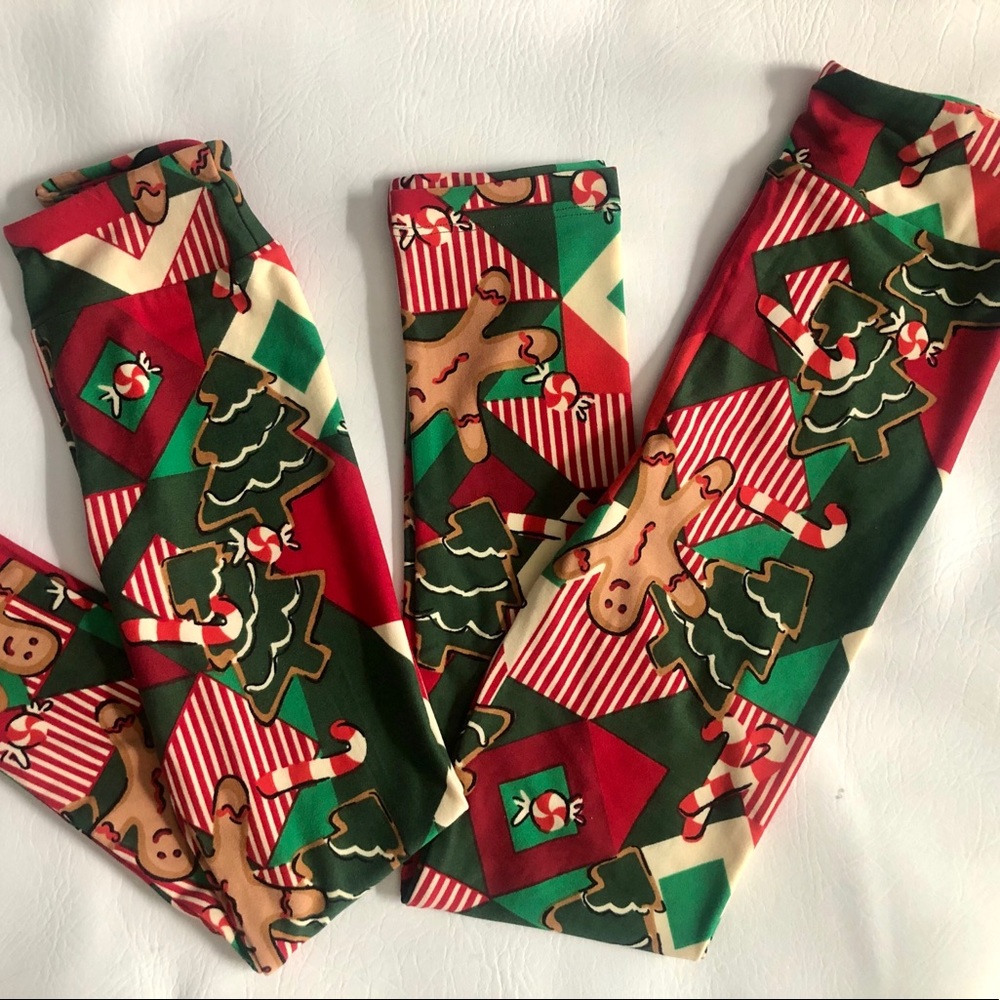 NEW! Matching pair (2) Kids Holiday Leggings!